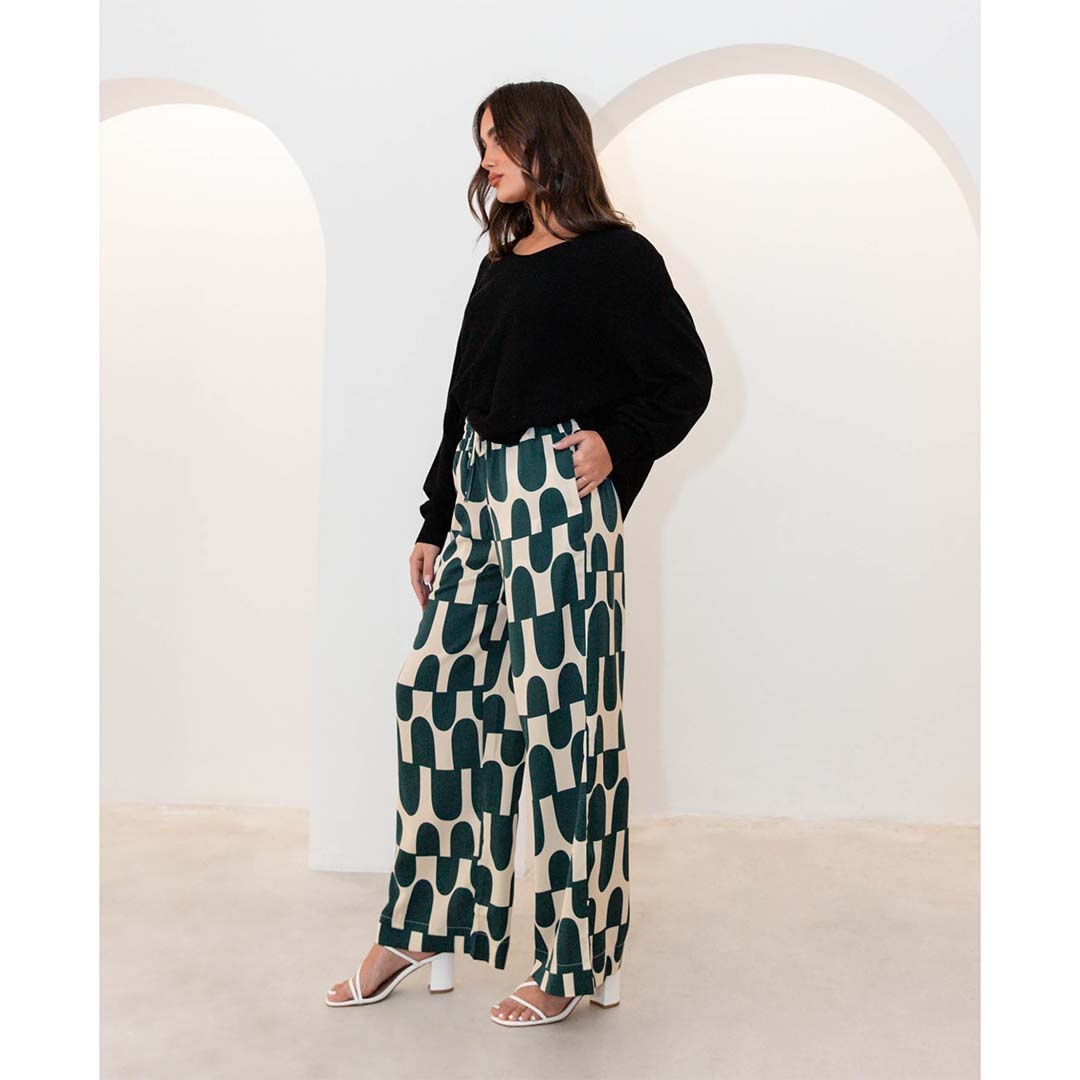 ARTIQUE PANTS: EMERALD GREEN