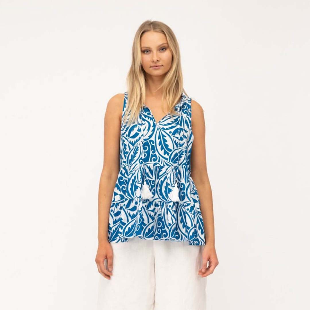 NOOSA TOP: Label Of Love